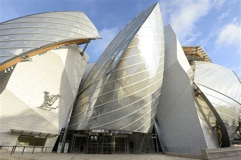 bernard arnault foundation|Louis Vuitton Foundation .